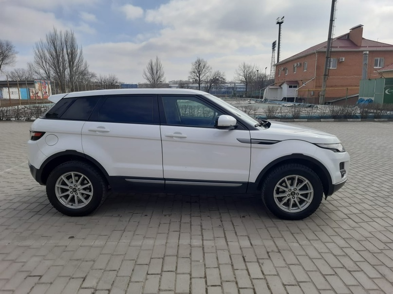 Range Rover Evoque 2.0 turbo бензин 2013 год В родной краске полностью обслужен 2й хозяин Пробег 137 000 км Постоянный полный привод Мультируль, двухзонный климат контроль и тд. Цена 2 400 000 рублей +79884464707 +79599473727 Андрей