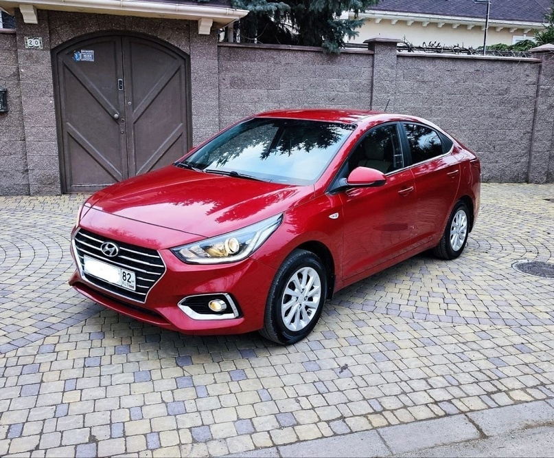 Продам Hyundai Solaris 2017 года выпуска. двигатель 1.6, КПП автомат(не пинается, работает четко), в хорошем состоянии, реальный пробег 58 тысяч, обслужен, ничего не стучит/не гремит, подогрев передних сидений, зеркал, переднего и заднего стекла, руля, дхо, автосвет, адаптивный свет климат контроль работает, навигатор, задний парктроник, без штрафов, без арестов, без ограничений, установлена сигнализация, два ключа. Смотреть в Алчевске цена - 1.63 млн +79591916362, +79591728482