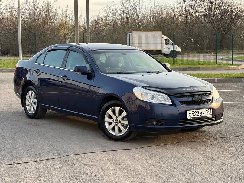 Продам Chevrolet Epica Объем 2.5 бенз коробка Автомат Машина полностью обслужена,свежее масло,антифриз заменен. Мотор работает без посторонних шумов, масло не есть , коробка переключает без пинков. Хорошая комплектация: климат контроль , подогревы передних сидений , кожаный салон,круиз контроль ,бортовой компьютер,мульти руль ,электронный привод сидений ,электронная регулировка боковых зеркал. Автомобиль в родном окрасе, все стекла родные включая лобовое, днище обработано мастикой. Цена 785.000₽ +торг Звоните в любое время +7(959)-198-96-43