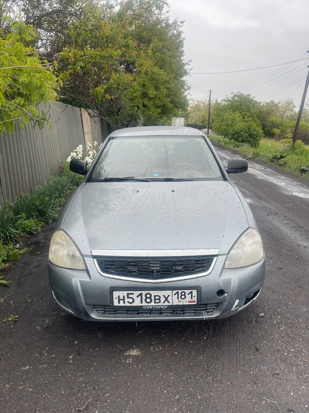 Продам приору 2007 г. 201000 пробега. Мотор 1.6 16 клапана не гнёт Цена 300к +79595386727