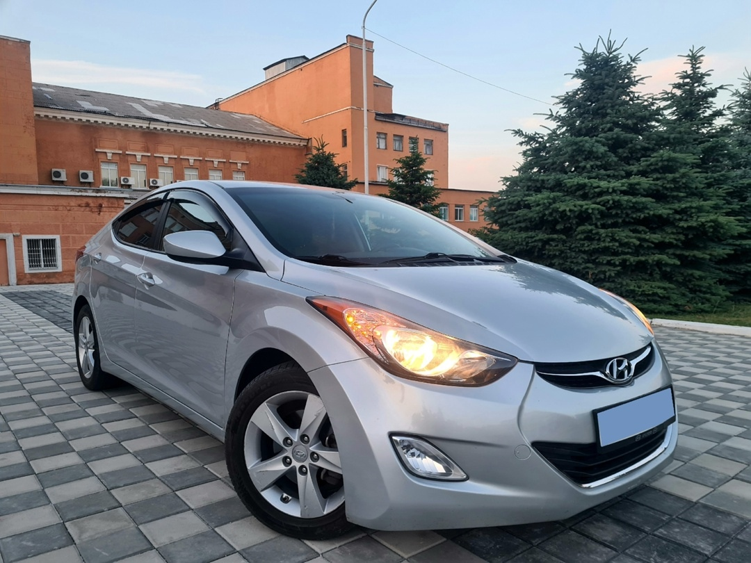Продам Хундай Элантра 2013 год 108 000 км 1.8 лит автомат машина полностью обслуженная Возможен ОБМЕН в любую сторону КРЕДИТ 1.200 000руб помощь в оформлении в МРЭО Остальные вопросы по телефону +79591441400 +79591273845