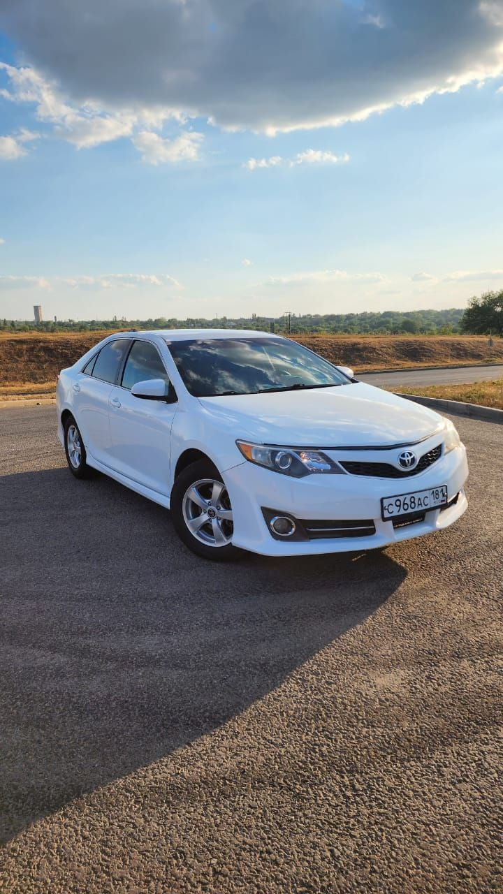 Продам Toyota Camry, 2014 год. 2.5 AT Двигатель бензин, автоматическая коробка передач. Пробег 240 000 км ОБМЕН НА ВАШЕ АВТО КРЕДИТ Переоформление в МРЭО Цена: 1 320 000 рублей. Звоните прямо сейчас +79591441400 +79595556595
