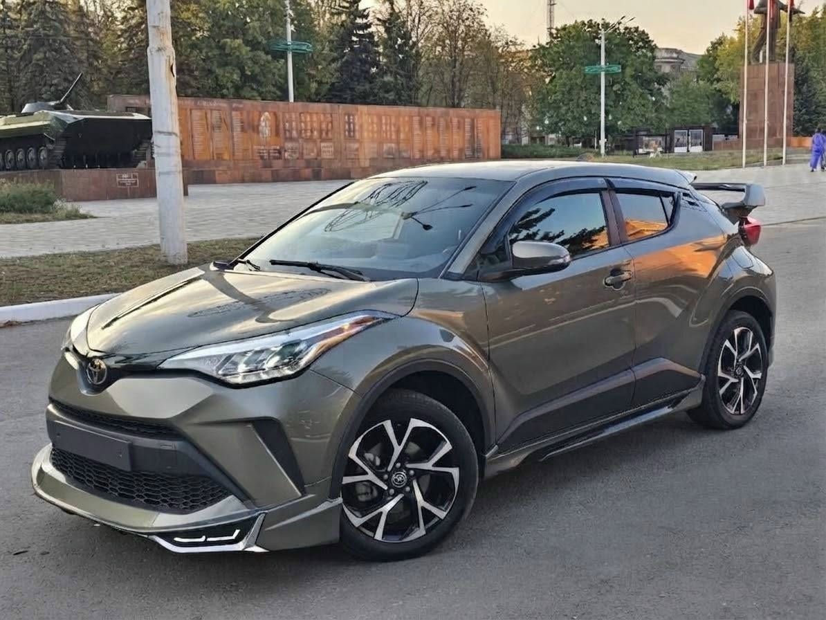 Продам Toyota C-HR 2021 год мотор 2.0 передний привод автомат Пробег 16700км. машина без вложений Возможен КРЕДИТ ОБМЕН Цена 2 220 000 рублей +79591441400